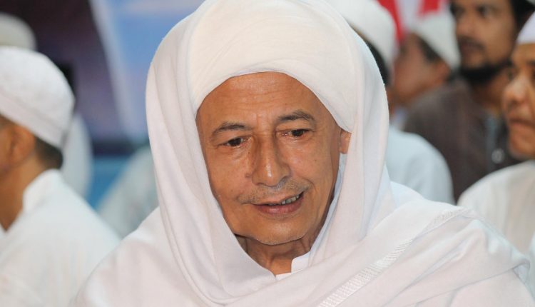  Habib  Luthfi Setelah Perayaan Agustus Merah  Putih Jangan 